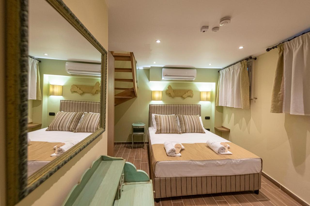 Ipelhome - Plaka Boutique Apartments Αθήνα Εξωτερικό φωτογραφία