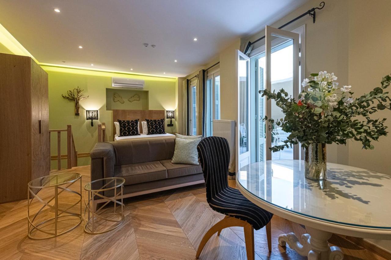 Ipelhome - Plaka Boutique Apartments Αθήνα Εξωτερικό φωτογραφία