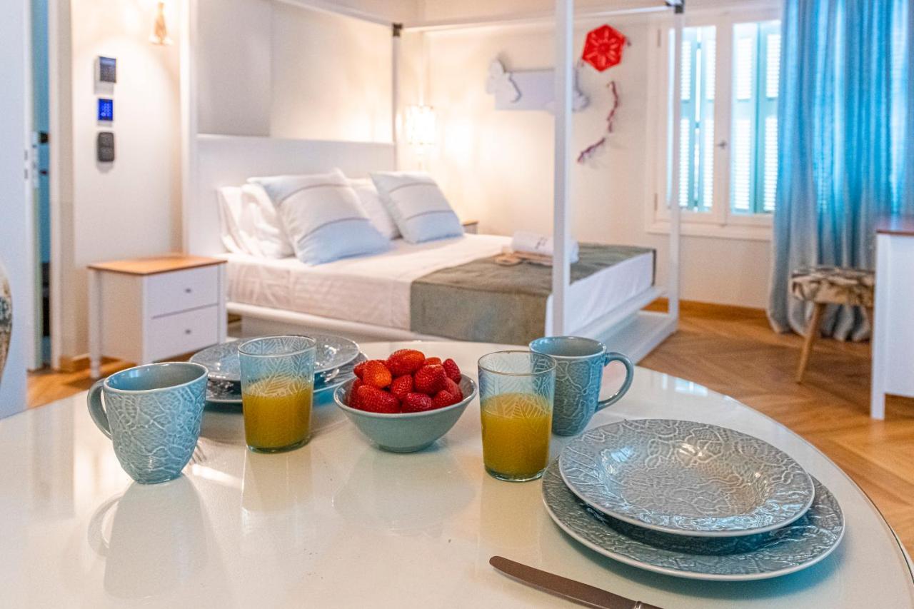 Ipelhome - Plaka Boutique Apartments Αθήνα Εξωτερικό φωτογραφία