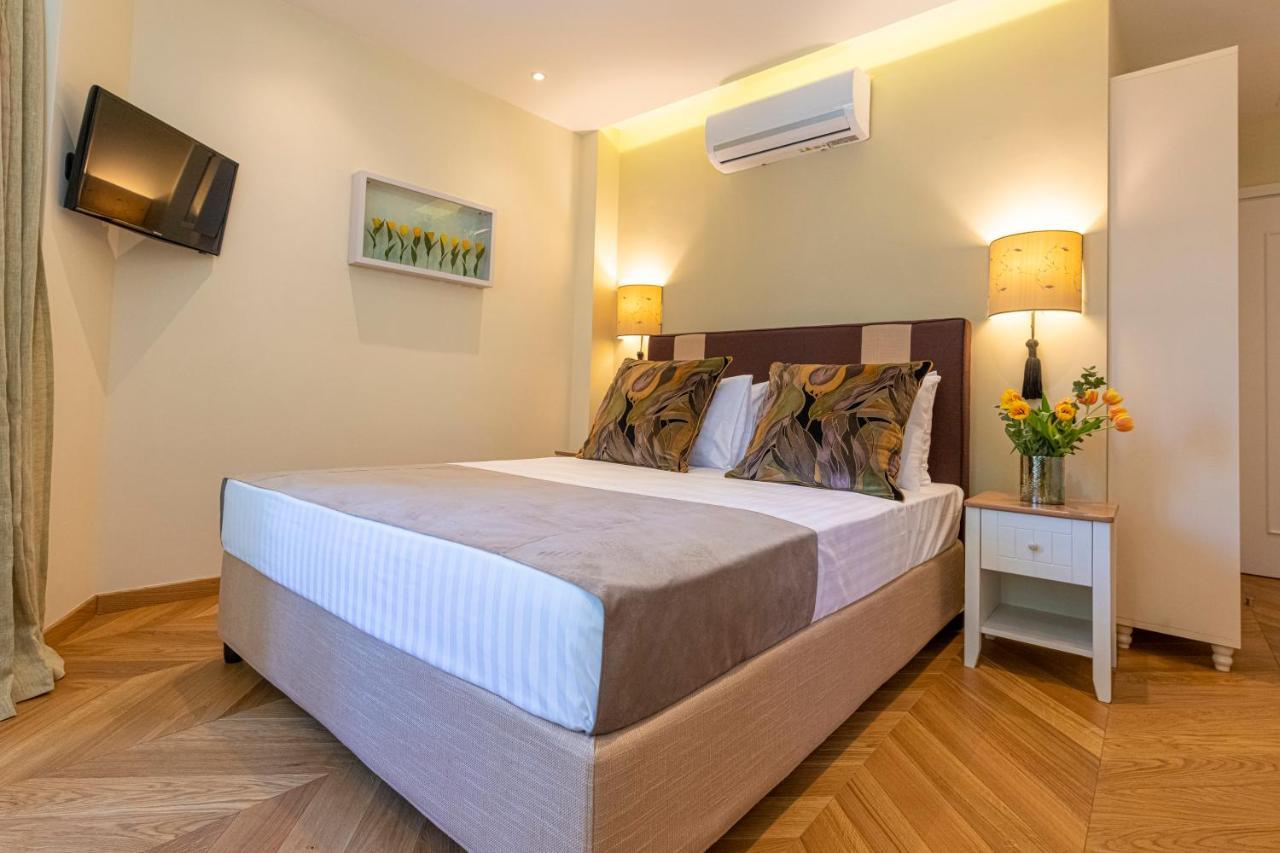 Ipelhome - Plaka Boutique Apartments Αθήνα Εξωτερικό φωτογραφία