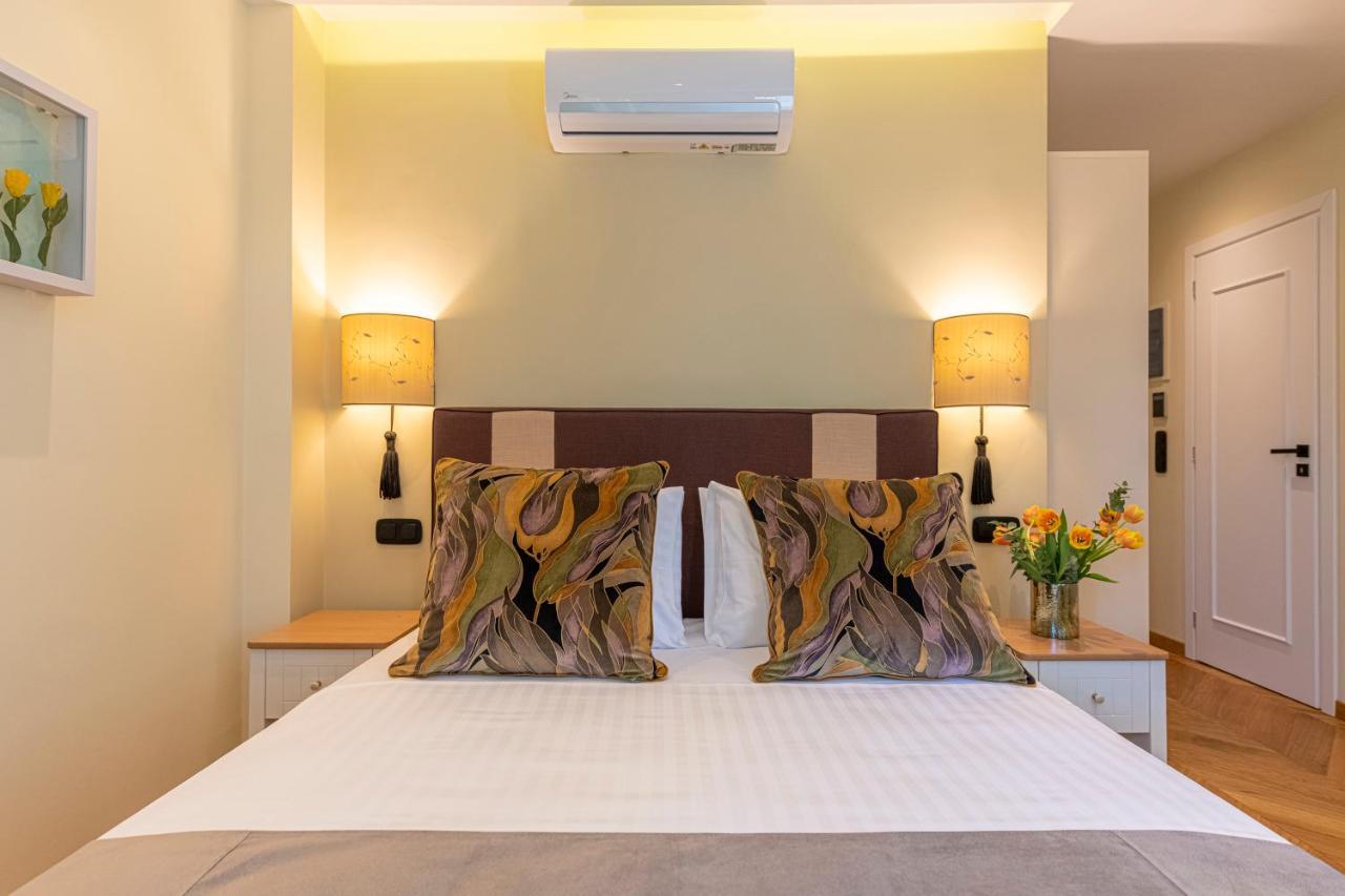 Ipelhome - Plaka Boutique Apartments Αθήνα Εξωτερικό φωτογραφία