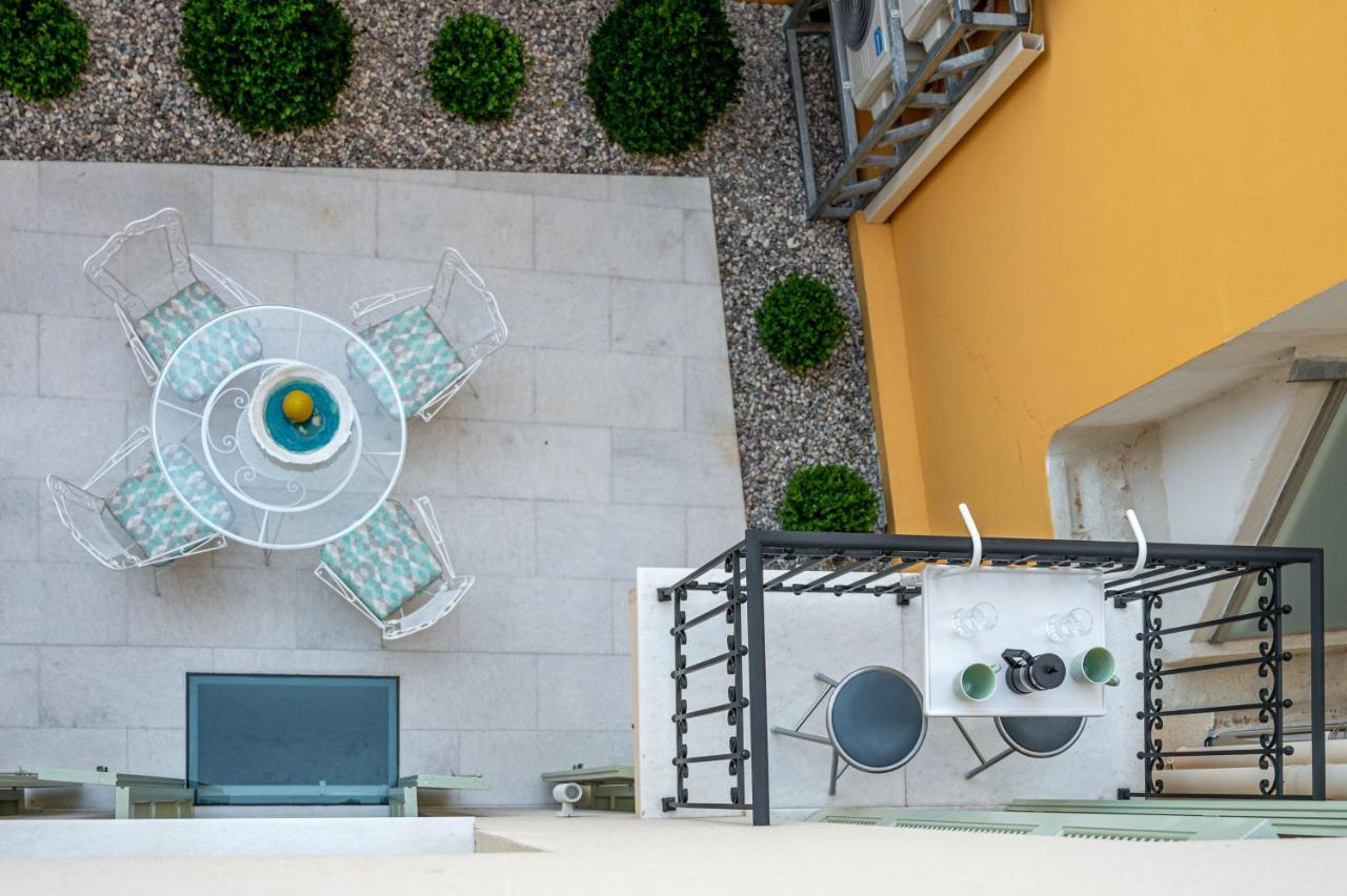 Ipelhome - Plaka Boutique Apartments Αθήνα Εξωτερικό φωτογραφία