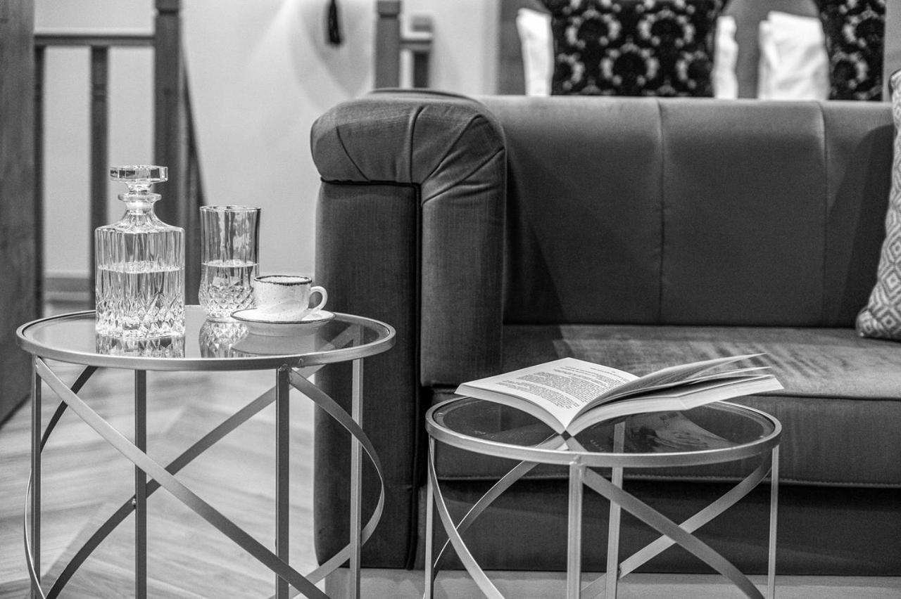 Ipelhome - Plaka Boutique Apartments Αθήνα Εξωτερικό φωτογραφία